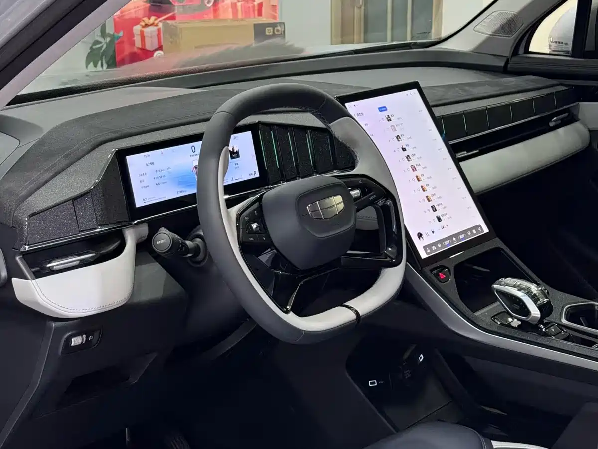 GEELY AUTOMOBILE BOYUE L