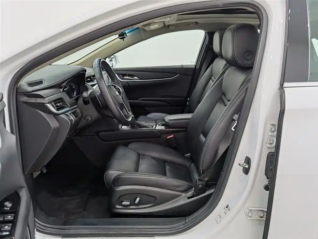 Cadillac XTS 2018 28T Technology фото 10