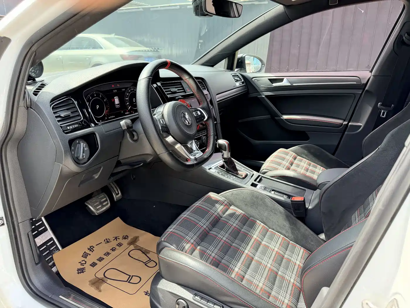 Volkswagen Golf GTI 2018 2.0TSI GTI фото 9