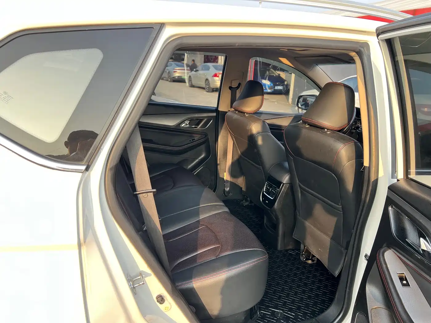 Baojun 560 2016 2016 1.8L Manual Luxury