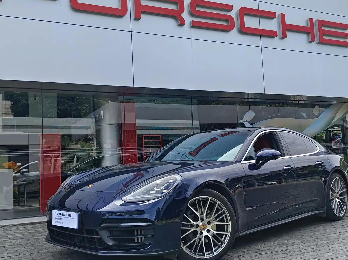 Porsche Panamera 2023 Panamera 2.9T Platinum Edition фото 2