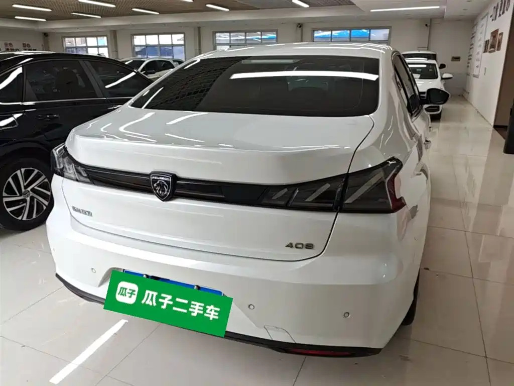 Peugeot 408 2022 1.6T Light Chaser Edition фото 4