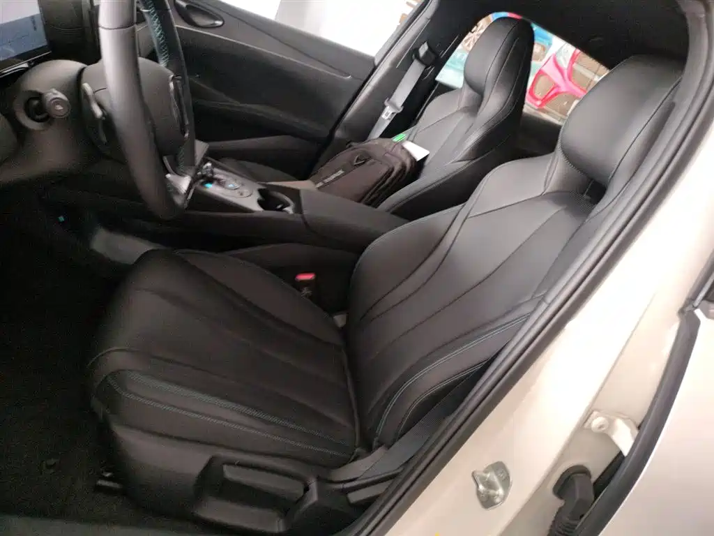 BYD Seal 06 New Energy 2025 DM-i Smart Drive 80KM Luxury фото 15