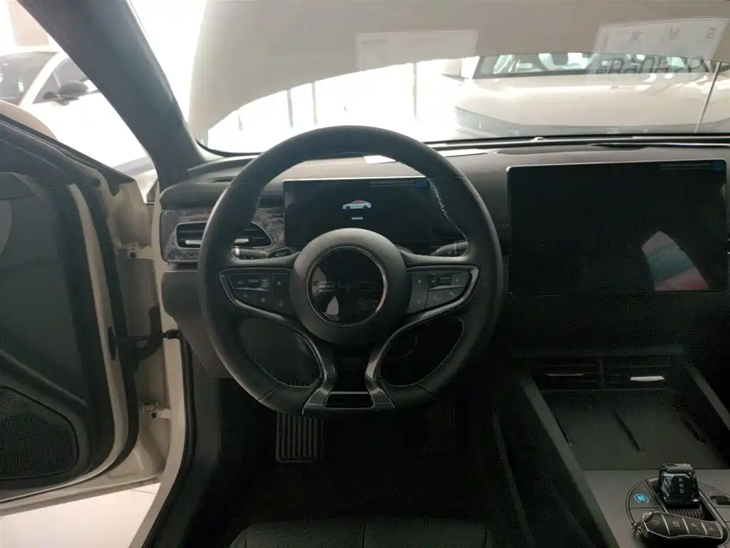 BYD Seal 06 New Energy 2025 DM-i Smart Drive 80KM Luxury фото 11