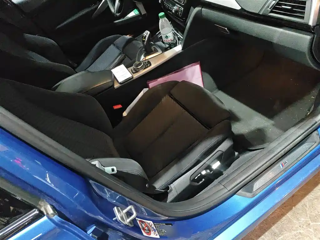 BMW 3 Series 2017 320i M Sport фото 24