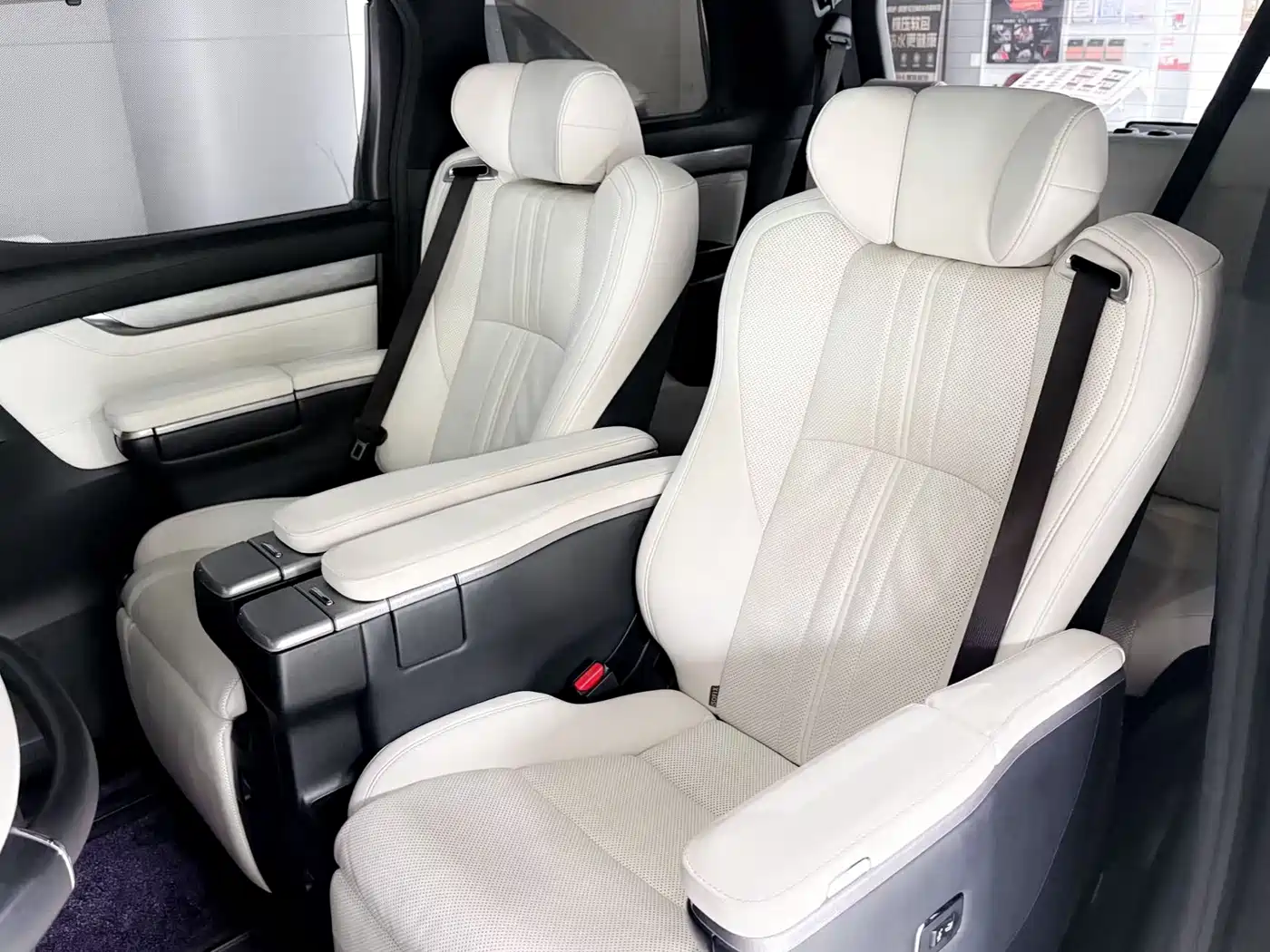Toyota Alphard 2018 Facelift 3.5L Premium Edition фото 6