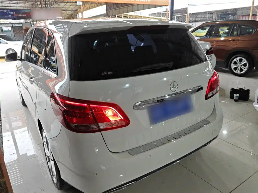 Mercedes-Benz B-Class 2018 B 200 Sport фото 22