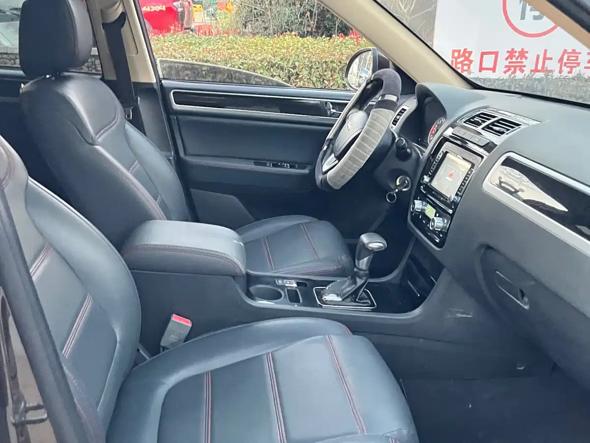 Yema Auto Yema T70 2016 2016 1.8T CVT Elegance