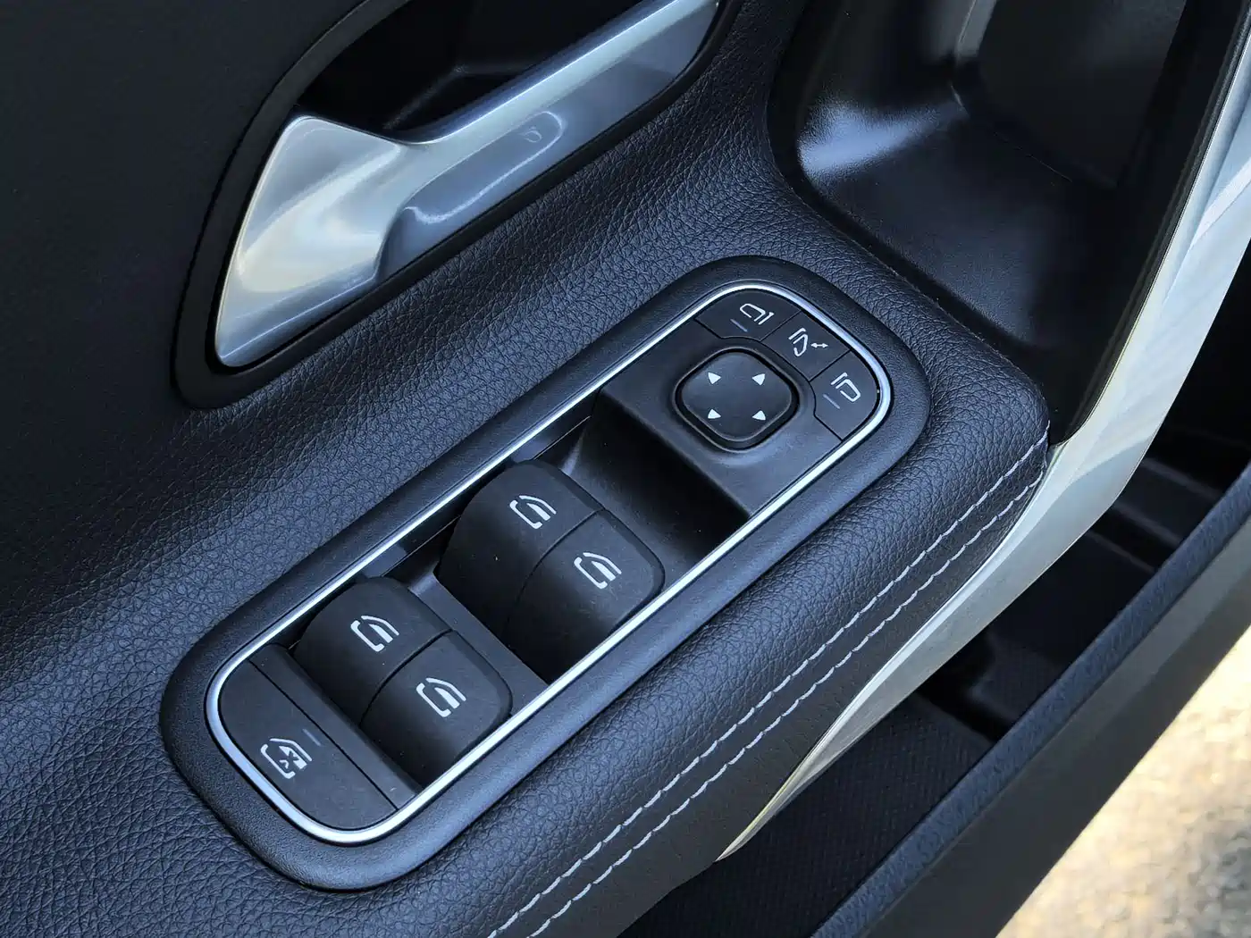 Mercedes-Benz A-Class 2021 A 200 L Sport Sedan Fashion Edition фото 20