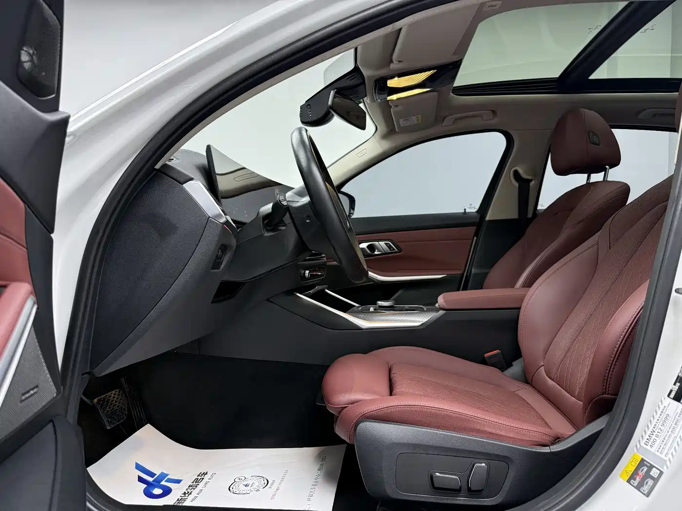 BMW i3 2024 eDrive 40 L Night Sport Package фото 11