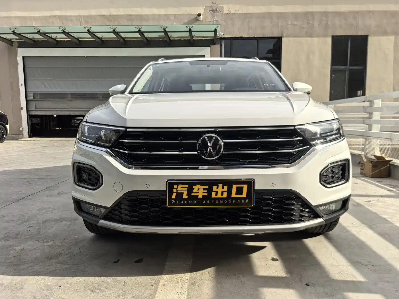 Volkswagen T-ROC 2022 280TSI DSG 2WD Comfort PLUS фото 2