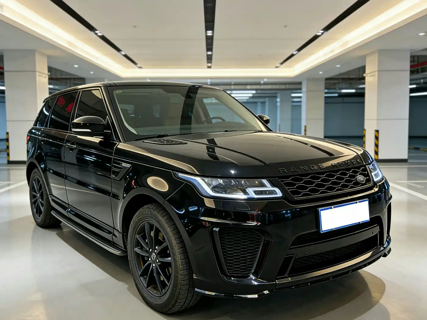 Land Rover Range Rover Sport 2016 Model 3.0 SC V6 HSE фото 3