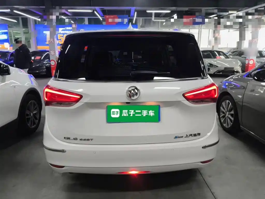 BUICK GL6