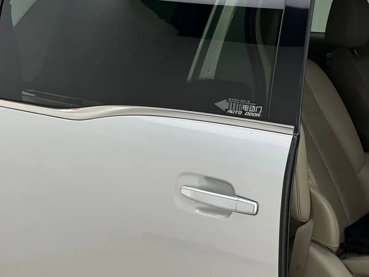 Buick GL8 2018 28T Luxury Model China VI фото 22