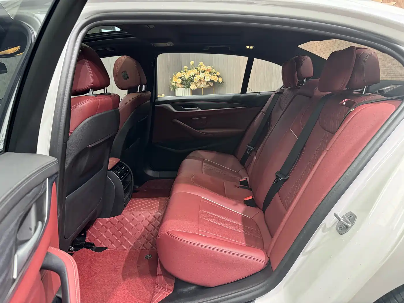 BMW 5 Series 2021 530Li Leading M Sport Package фото 7