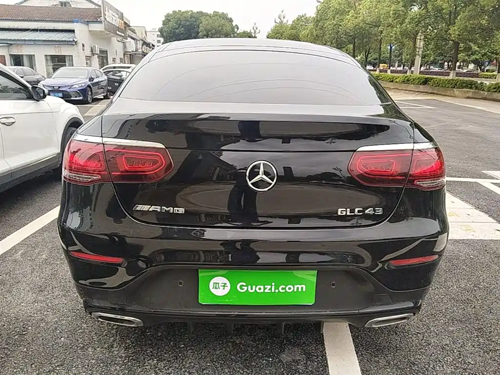 MERCEDES-BENZ GLC COUPE