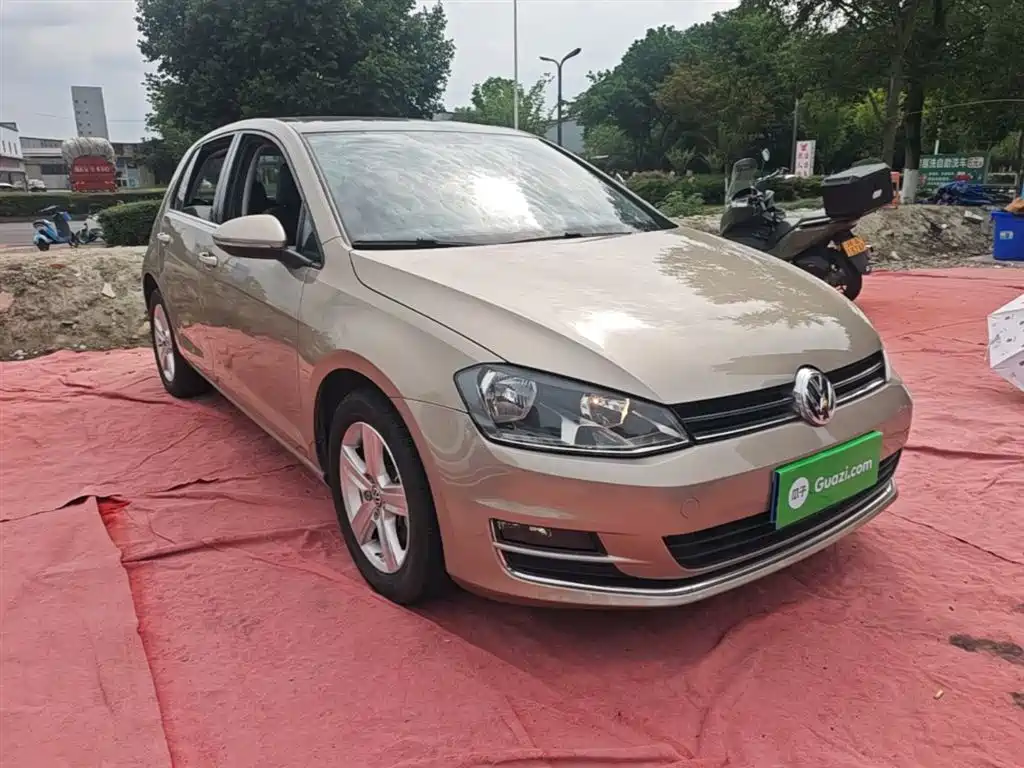 Volkswagen Golf 2015 1.4TSI Automatic Comfort фото 4