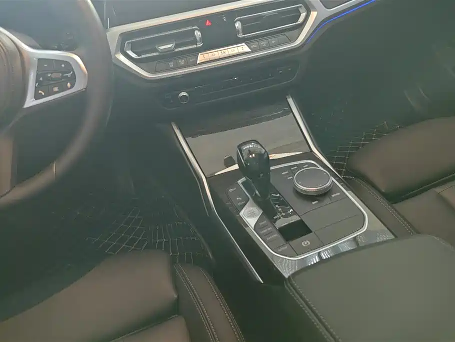 BMW 3 Series 2020 Facelift 325Li Launch Edition фото 16