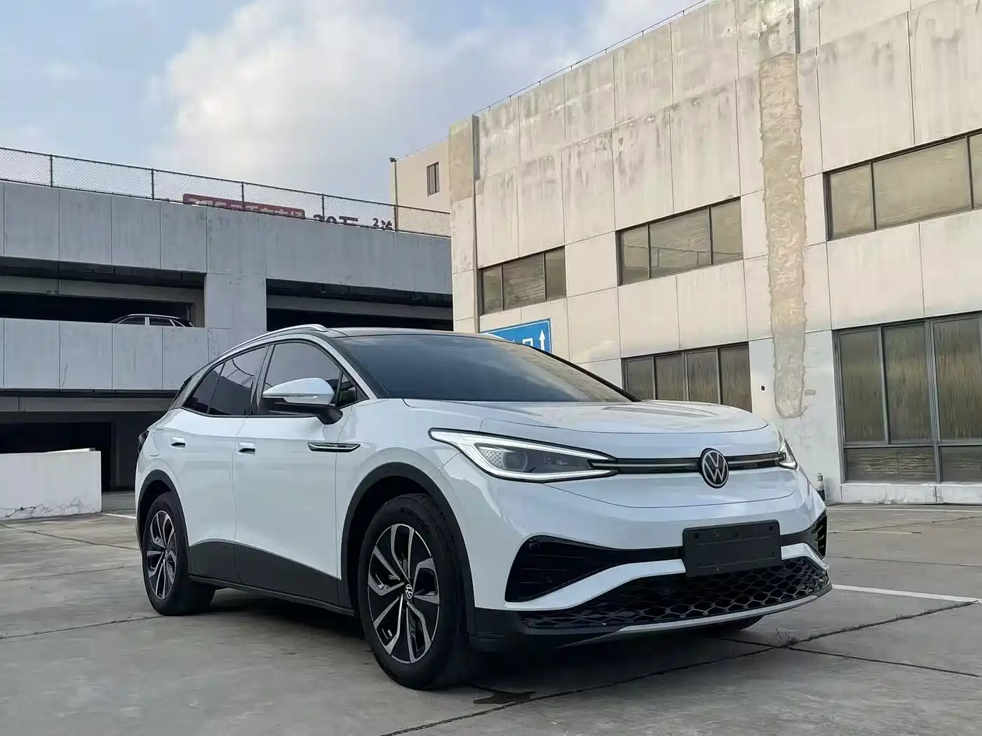 Volkswagen ID.4 X 2023 Pure Smart Edition фото 3