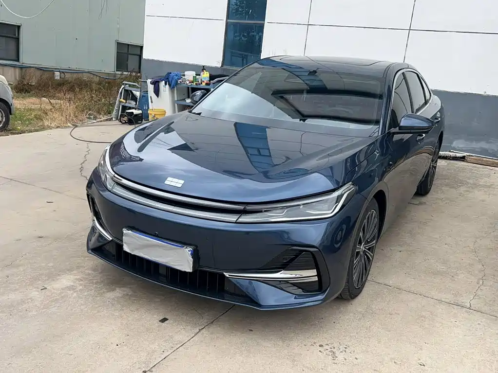 Geely Galaxy A7 2025 EM-i