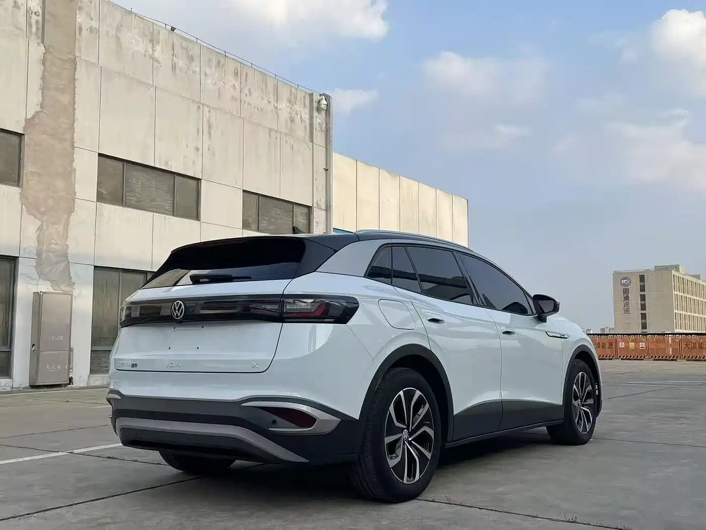 Volkswagen ID.4 X 2023 Pure Smart Edition фото 9