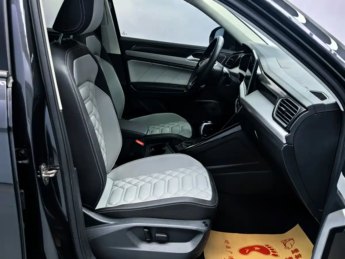Volkswagen Tayron 2023 280TSI 2WD Luxury Plus Advanced Edition фото 21