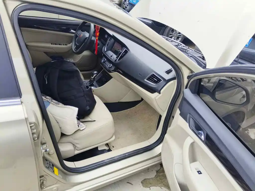 Roewe 360 2015 2015 1.5L Automatic Luxury