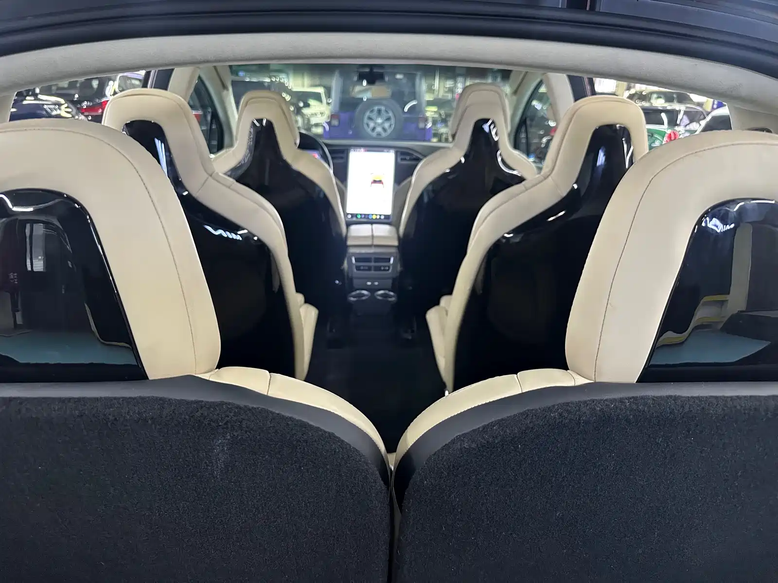Фото 20 - Tesla Model X