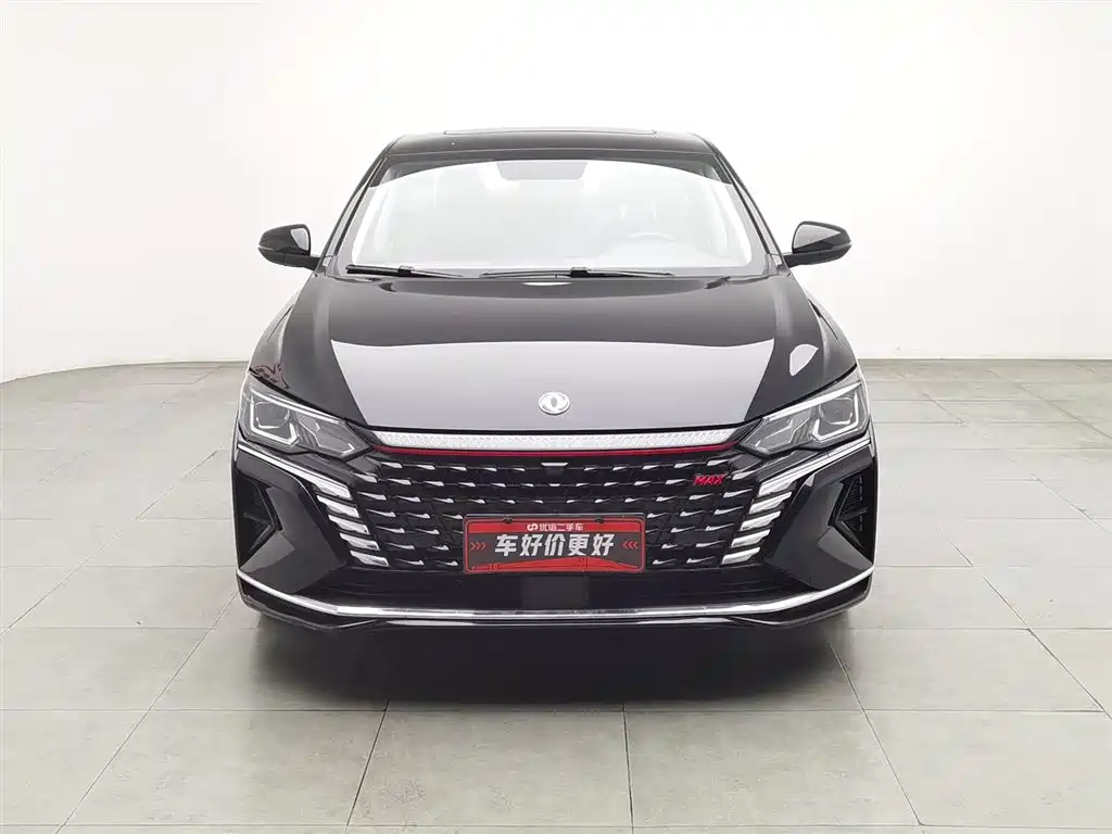 DONGFENG YI HYUN MAX