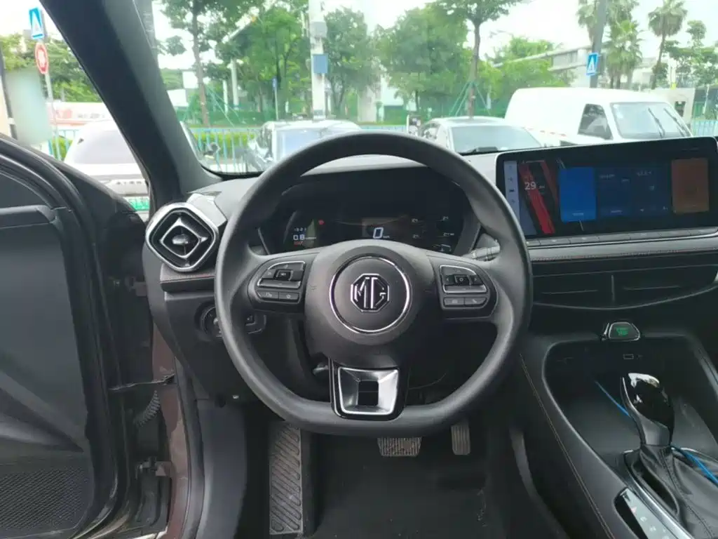 MG MG5 2025 2025 180DVVT Global Luxury Edition