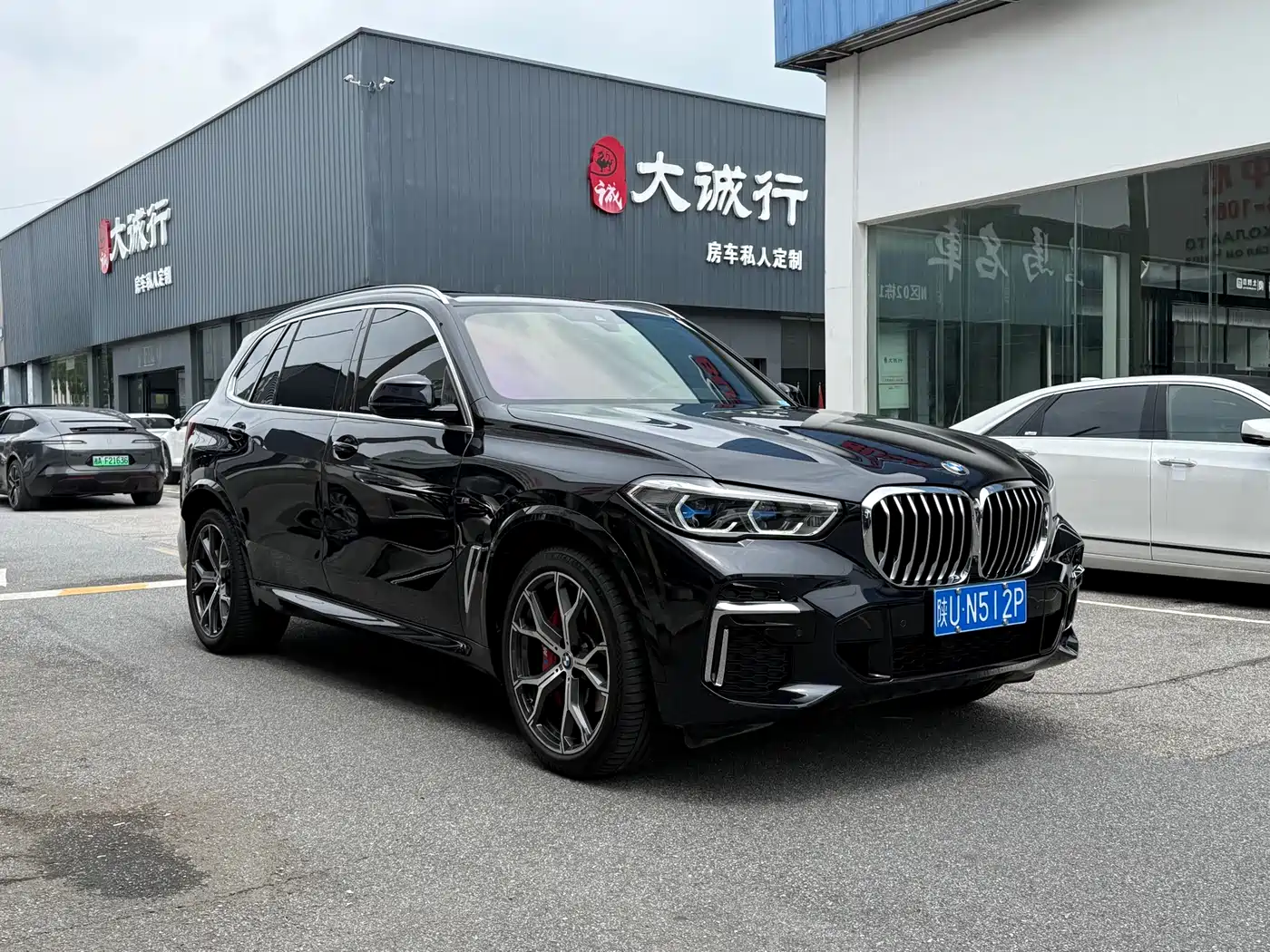 BMW X5 2023 xDrive 40Li M Sport Package фото 3