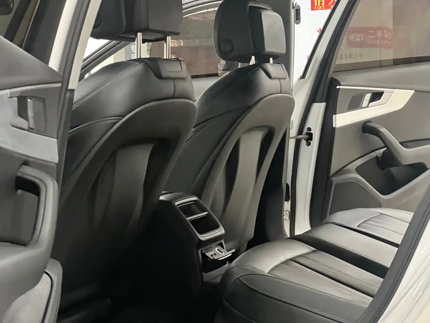 Фото 5 - Audi A4L