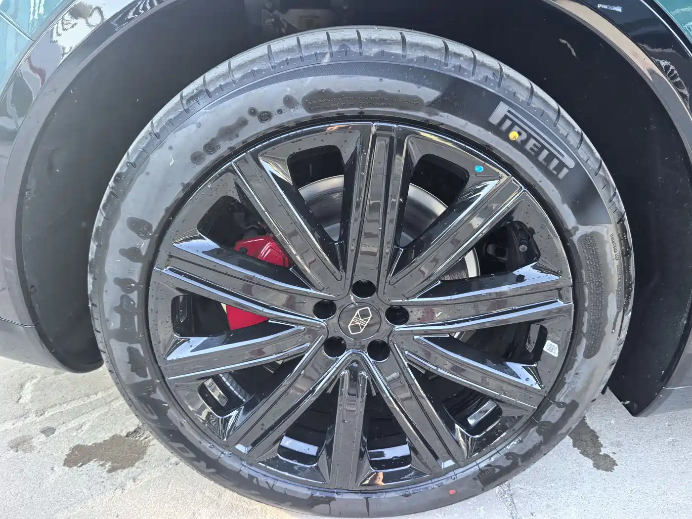 2026 Zhijie Luxeed R7