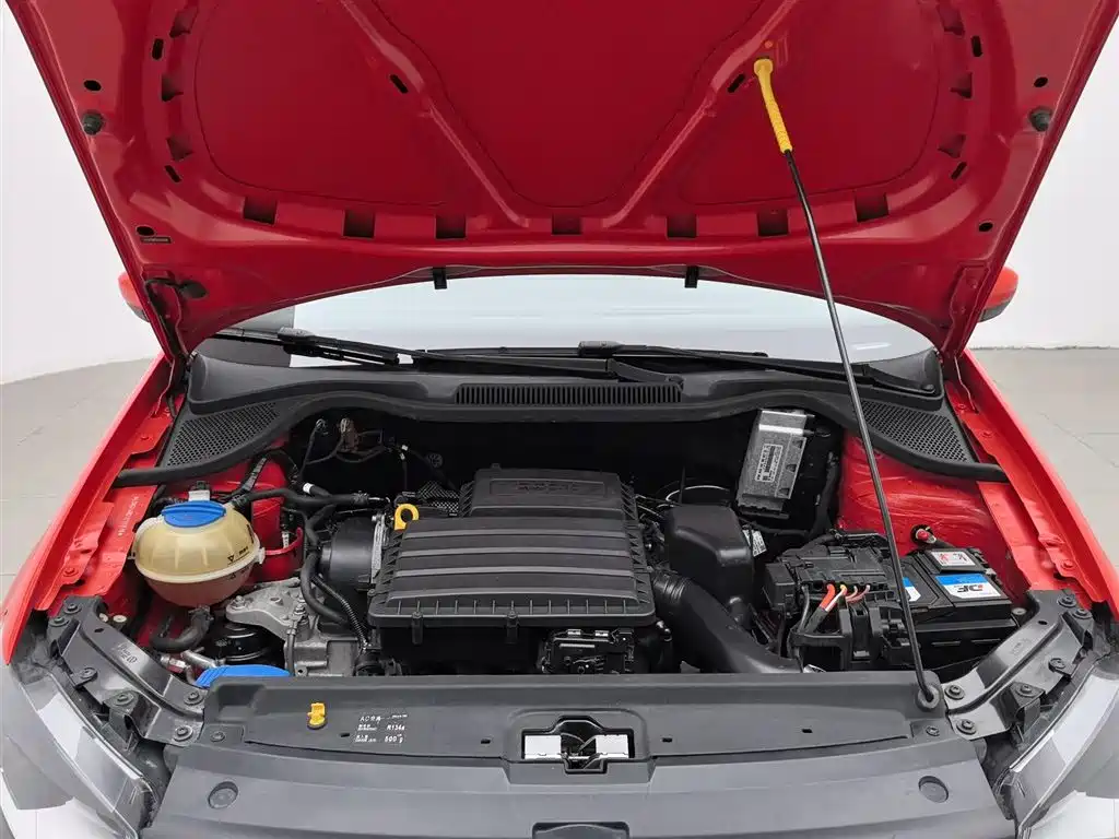 Volkswagen Polo 2018 1.5L Auto Safe Drive фото 6
