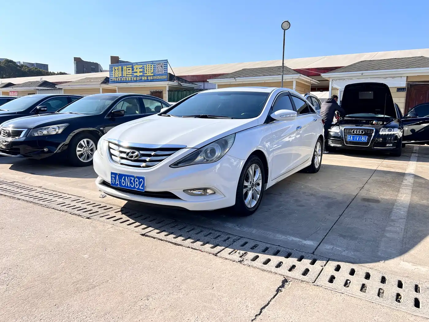 Hyundai Sonata 2013 2.0L Automatic Premium Edition фото 3