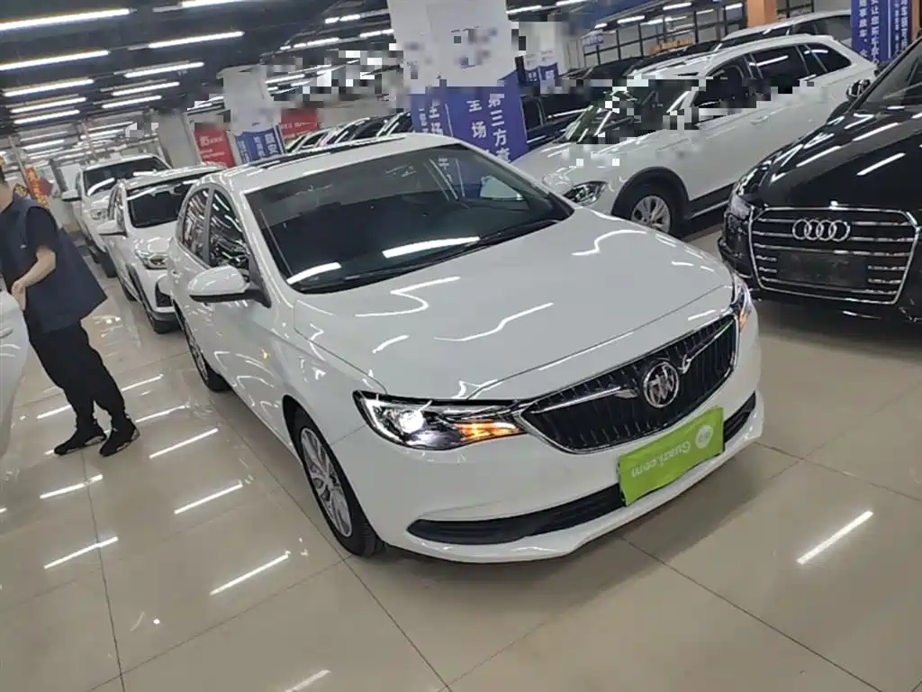 Buick Excelle 2021 Facelift 1.3T Auto Mild Hybrid Elite фото 4