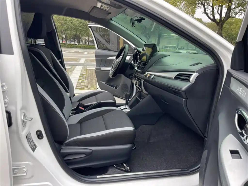 Toyota YARiS L Zhi Xuan 2021 1.5L CVT Leading Edition фото 18