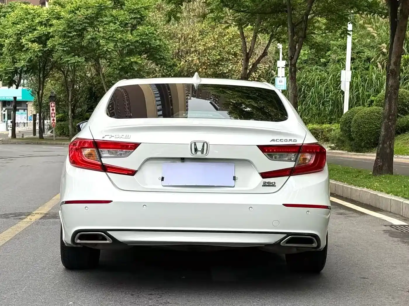Фото 5 - Honda Accord