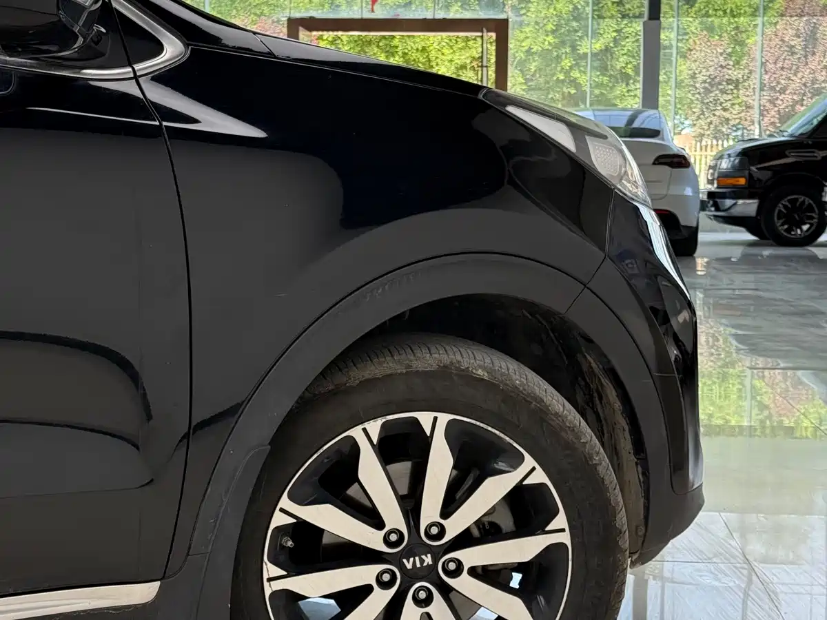 Kia KX5 2016 Model 1.6T Automatic 2WD Premium фото 29