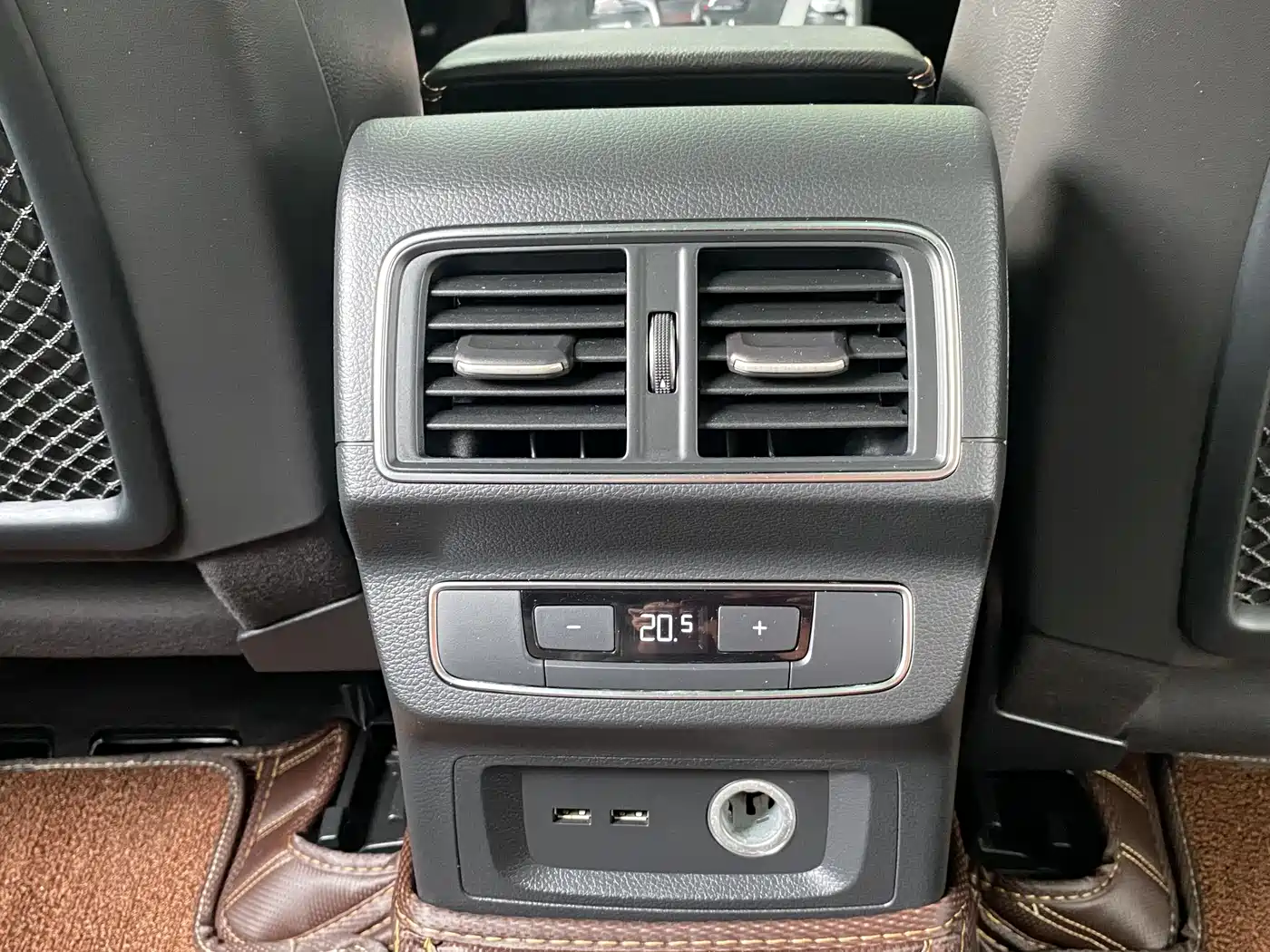 Audi Q5L 2018 45 TFSI Exclusive Fashion China VI фото 20