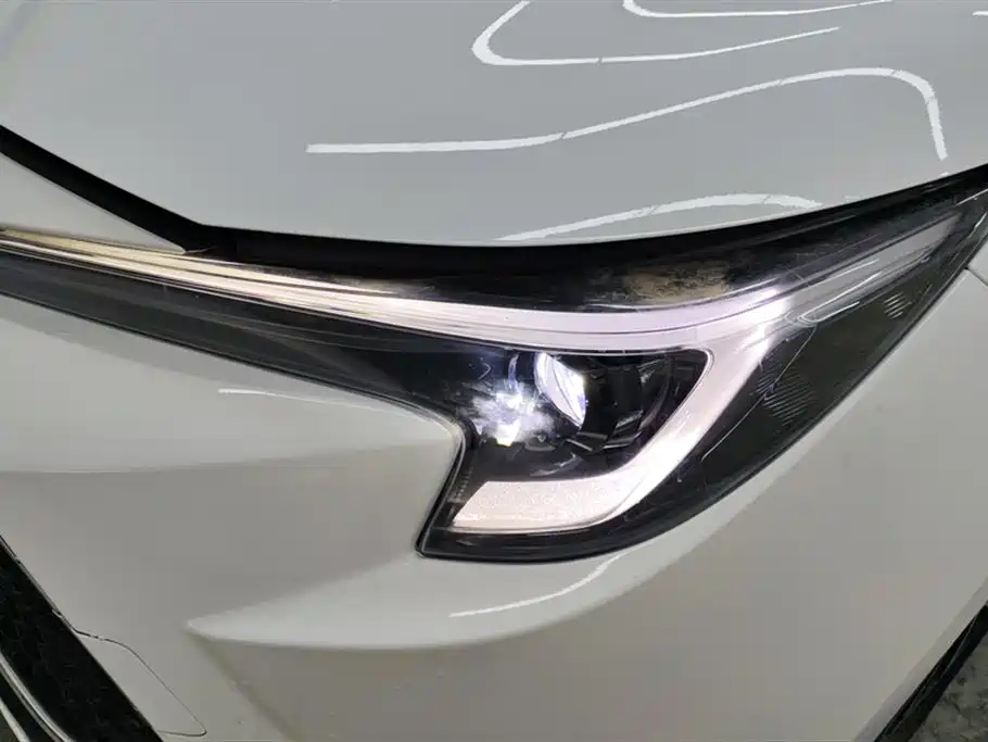 Toyota Levin 2023 185T CVT Luxury фото 5