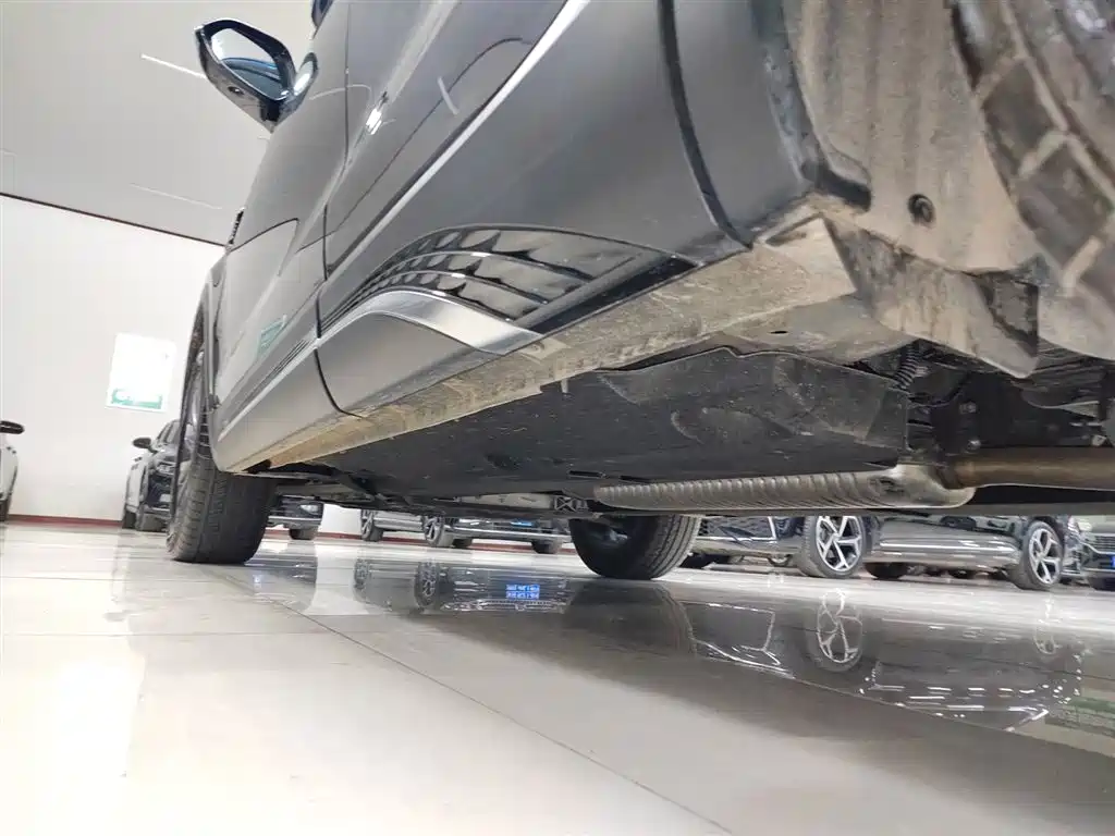 Hongqi HS5 2025 2.0T 2WD Qixiang Pro фото 21