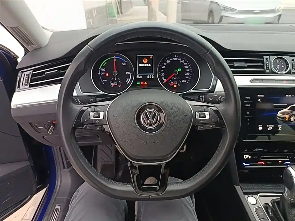 VOLKSWAGEN MAGOTAN GTE PLUG-IN HYBRID