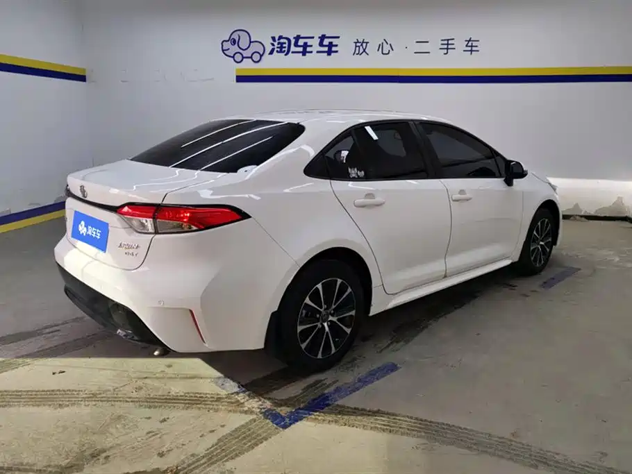 Toyota Levin 2023 185T CVT Luxury фото 3