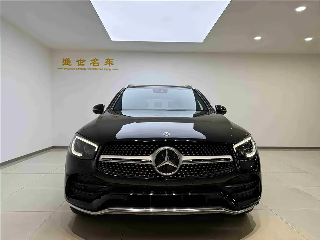 Mercedes-Benz GLC 2020 GLC 300 L 4MATIC Luxury фото 2