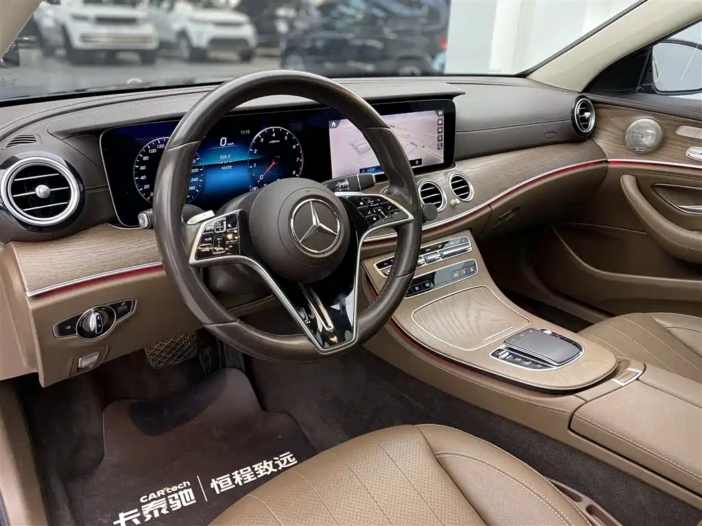 MERCEDES-BENZ E CLASS