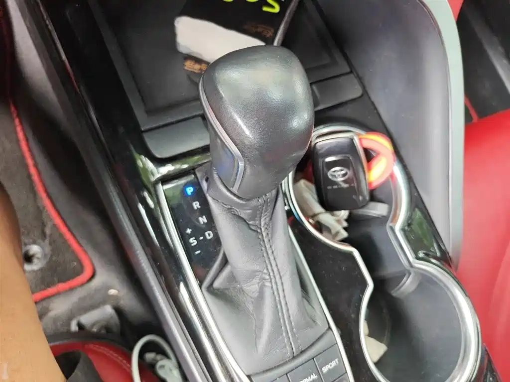 Toyota Camry 2018 2.5S Trend Edition фото 7
