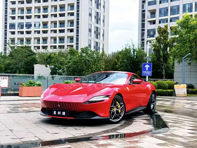 Ferrari Roma 3.9T V8