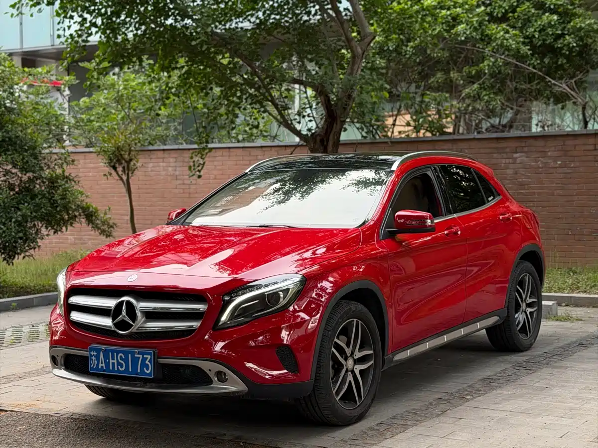 Mercedes-Benz GLA 2015 GLA 220 4MATIC Fashion Edition