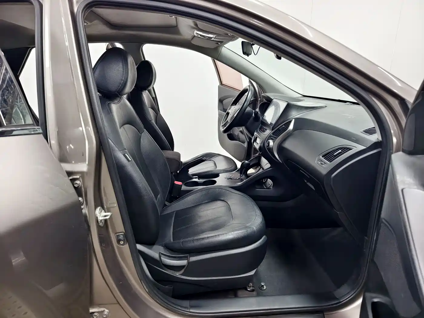 Hyundai Beijing Hyundai ix35 2012 2.0L Automatic 2WD GLS Elite фото 14